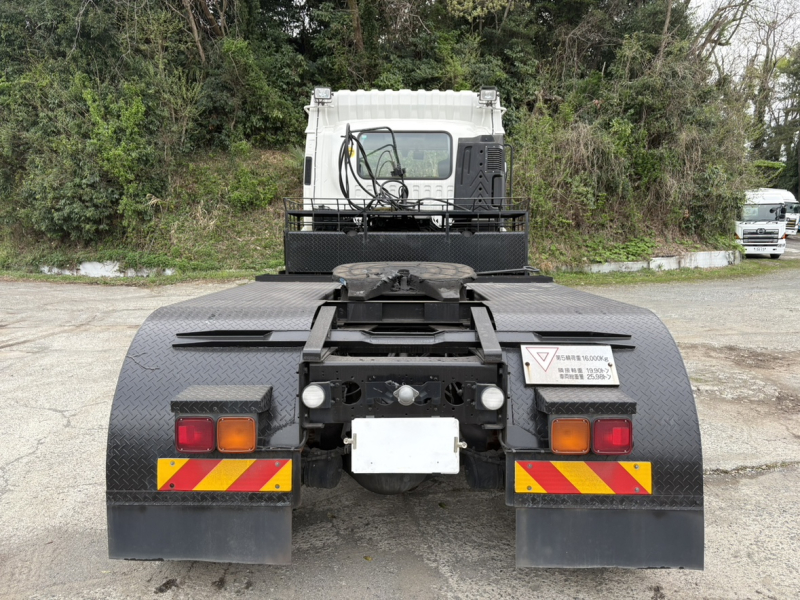 H29年式、ギガ、第5輪16t、ハイルーフトラクタ|中古トラックの販売・買取・査定のアイナビ