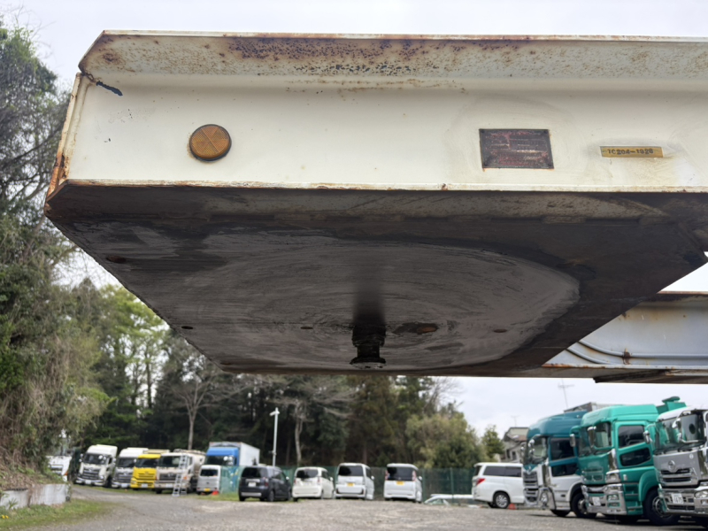 H元年式、海コンシャーシ20ft2軸、車検付|中古トラックの販売・買取・査定のアイナビ