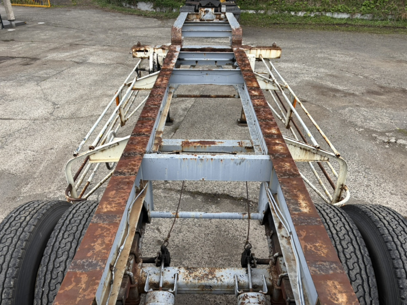 H元年式、海コンシャーシ20ft2軸、車検付|中古トラックの販売・買取・査定のアイナビ