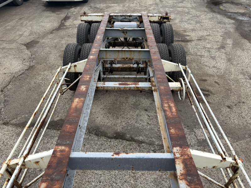 H元年式、海コンシャーシ20ft2軸、車検付|中古トラックの販売・買取・査定のアイナビ