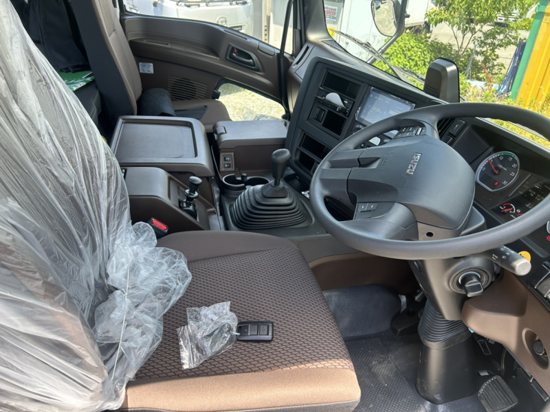 R6年式1デフダンプシャーシ載せ替えベースにダンプレバー付|中古トラックの販売・買取・査定のアイナビ