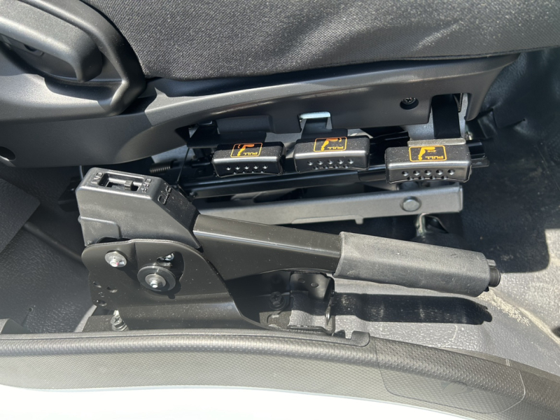 R6年式1デフダンプシャーシ載せ替えベースにダンプレバー付|中古トラックの販売・買取・査定のアイナビ