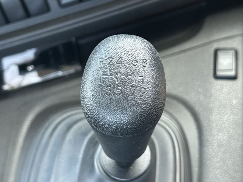 R6年式1デフダンプシャーシ載せ替えベースにダンプレバー付|中古トラックの販売・買取・査定のアイナビ