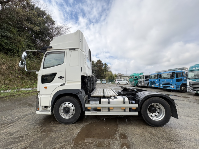 R1年式、プロフィア、ハイグレードトラクタ、車検付|中古トラックの販売・買取・査定のアイナビ