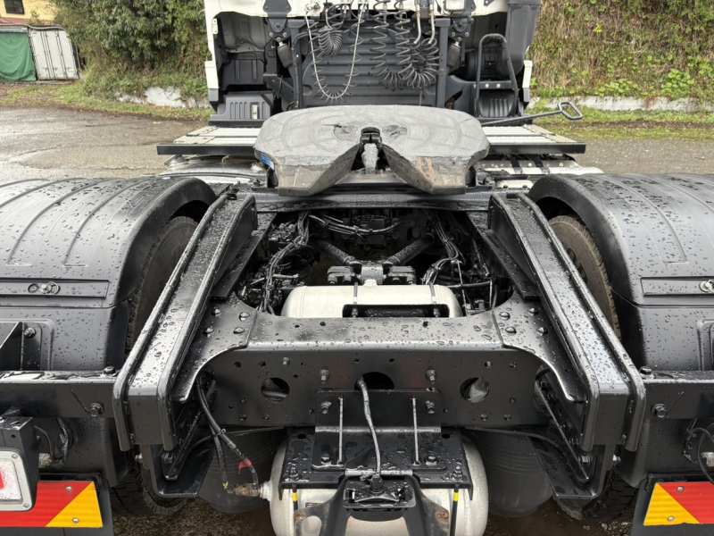 R1年式、プロフィア、ハイグレードトラクタ、車検付|中古トラックの販売・買取・査定のアイナビ