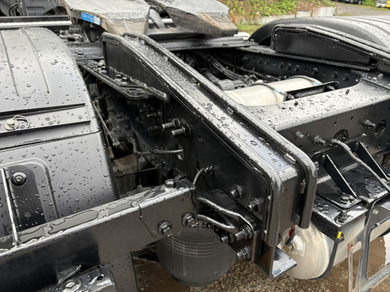 R1年式、プロフィア、ハイグレードトラクタ、車検付|中古トラックの販売・買取・査定のアイナビ