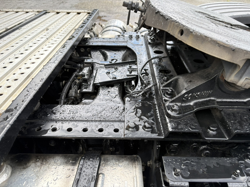 R1年式、プロフィア、ハイグレードトラクタ、車検付|中古トラックの販売・買取・査定のアイナビ