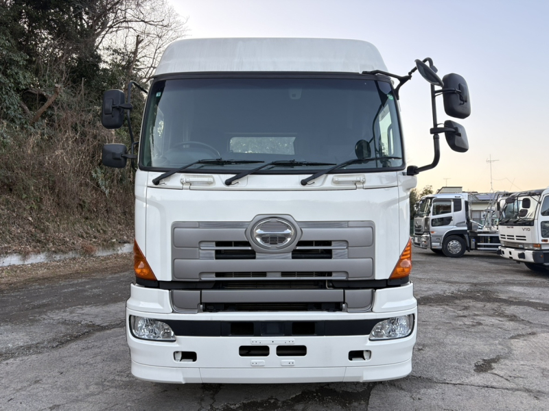 H30年式、プロフィア、ハイルーフトラクタ|中古トラックの販売・買取・査定のアイナビ