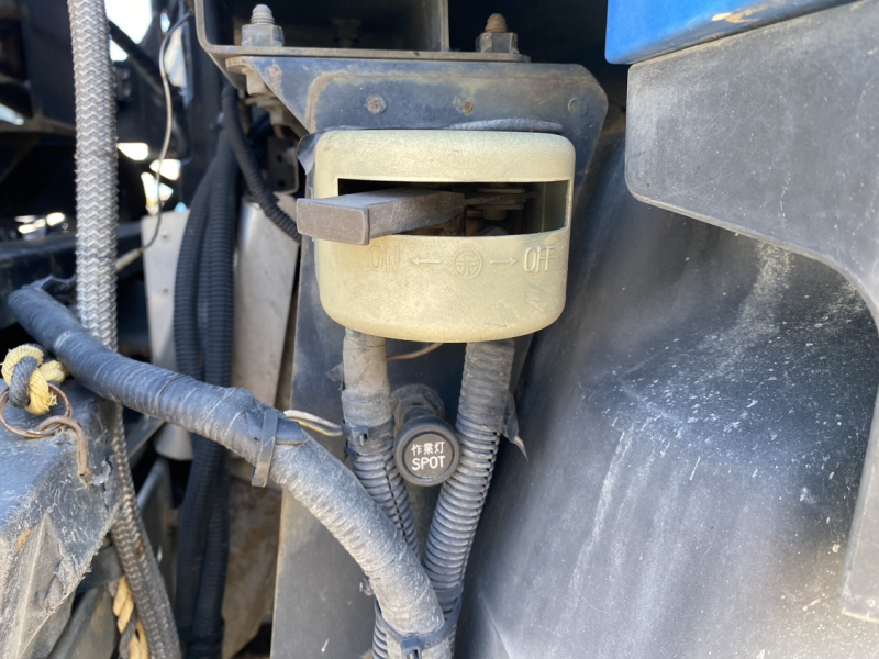 H30年式ダンプ油圧ポンプ付き2デフトラクタ|中古トラックの販売・買取・査定のアイナビ