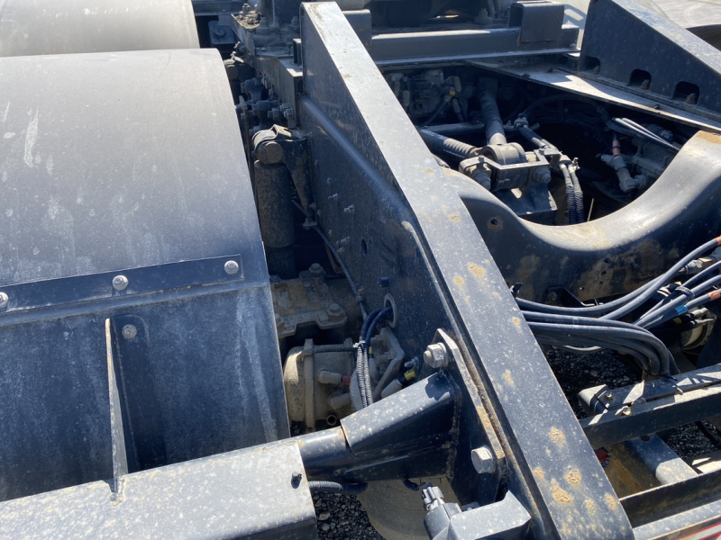 H30年式ダンプ油圧ポンプ付き2デフトラクタ|中古トラックの販売・買取・査定のアイナビ