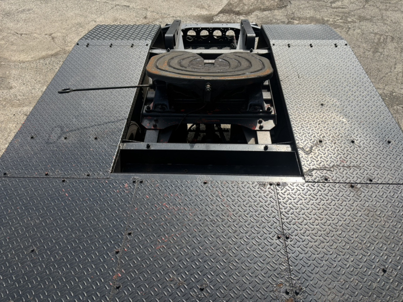 H28年式第5輪20t マニュアルハイルーフトラクタ|中古トラックの販売・買取・査定のアイナビ