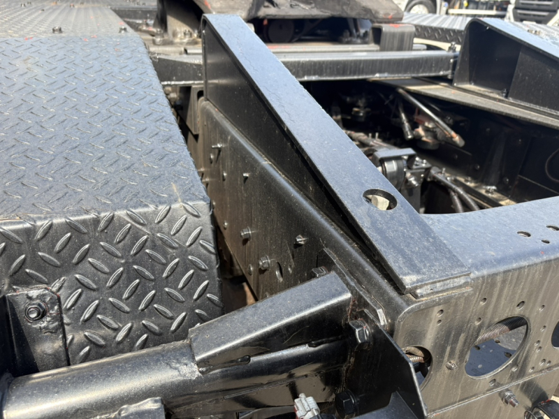 H28年式第5輪20t マニュアルハイルーフトラクタ|中古トラックの販売・買取・査定のアイナビ