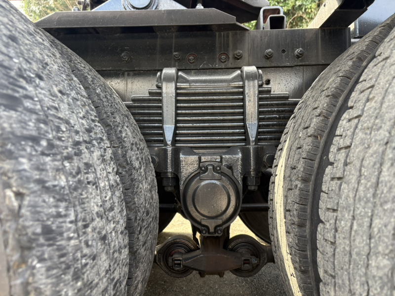 H28年式第5輪20t マニュアルハイルーフトラクタ|中古トラックの販売・買取・査定のアイナビ