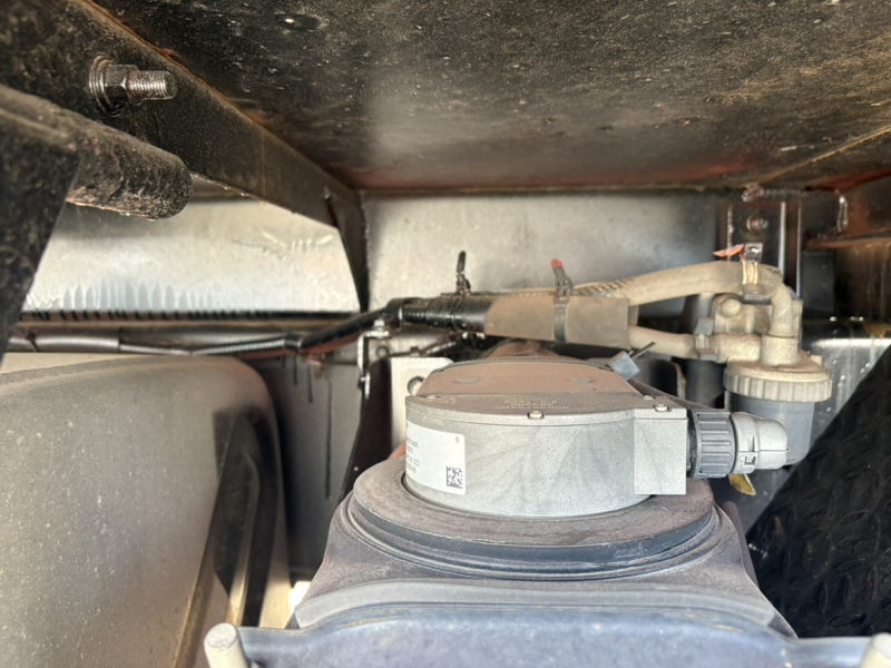 H28年式第5輪20t マニュアルハイルーフトラクタ|中古トラックの販売・買取・査定のアイナビ