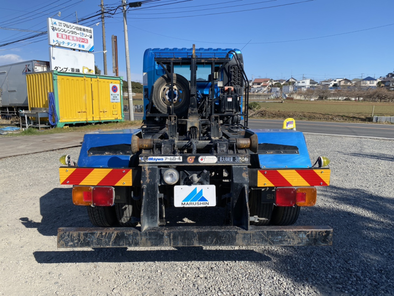 H26年式アームロール車|中古トラックの販売・買取・査定のアイナビ