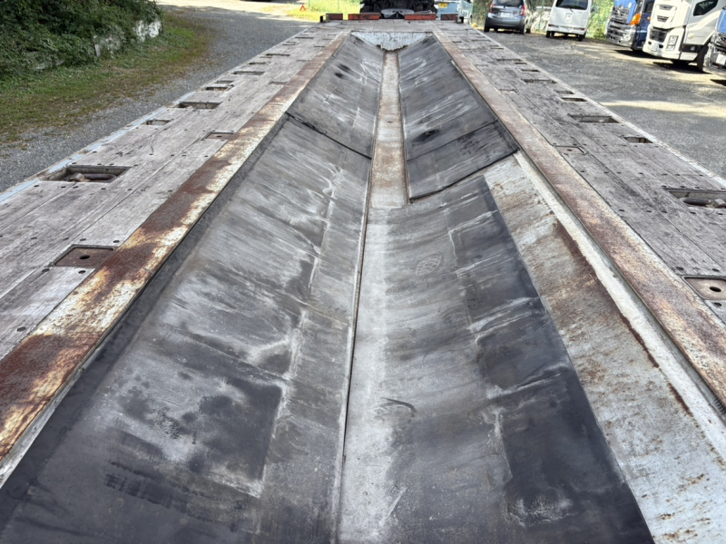 H20年式 Vカット3軸セミトレーラー、車検付 2デフ引き|中古トラックの販売・買取・査定のアイナビ