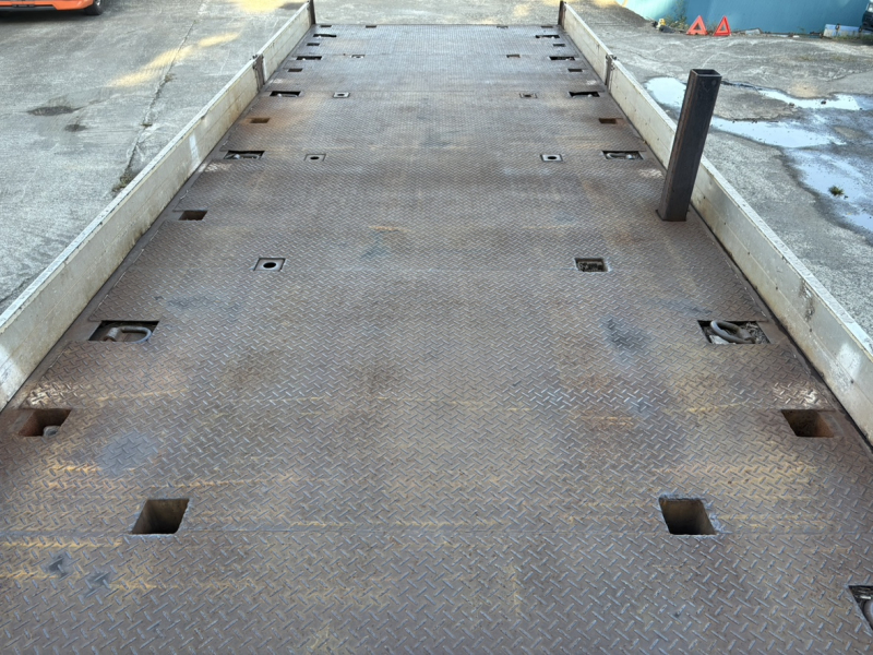 H4年式、8.5mセミトレーラー 2デフ引き|中古トラックの販売・買取・査定のアイナビ