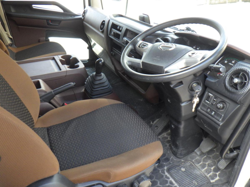 72ワイド　後輪エアサス　積載2.35t　車検R9.7月迄|中古トラックの販売・買取・査定のアイナビ