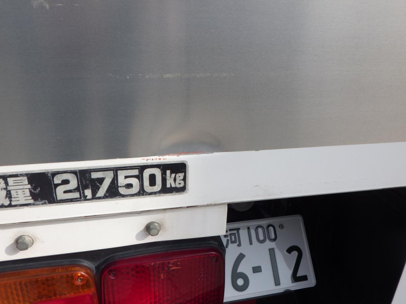 72ワイド　幌ウイング　積載2.75t　内高2,510|中古トラックの販売・買取・査定のアイナビ