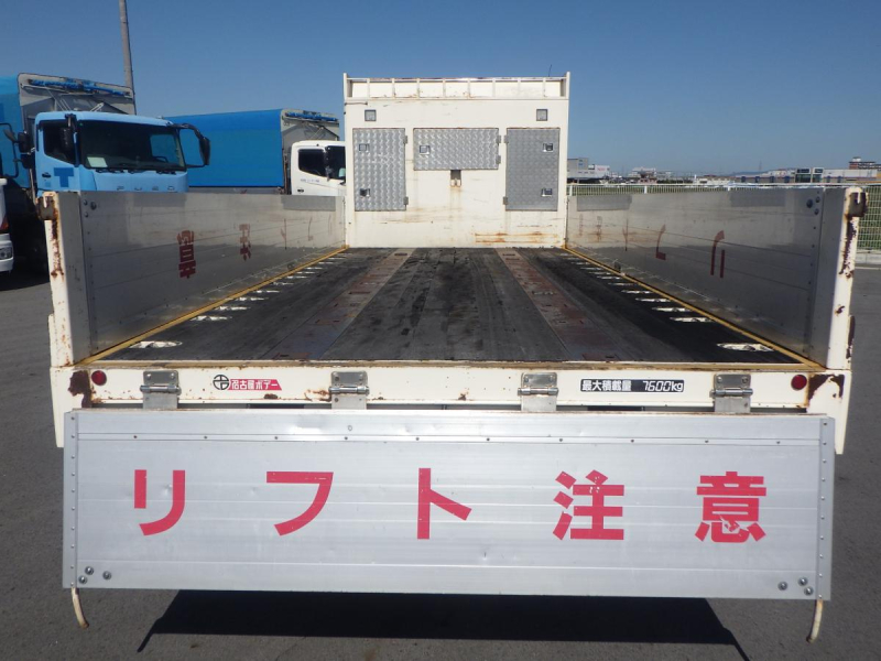 増トン アルミ平 積載7.6t|中古トラックの販売・買取・査定のアイナビ