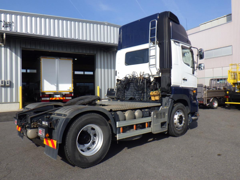 トラクタ 第5輪11.5t ハイルーフ 車検R8.8月迄|中古トラックの販売・買取・査定のアイナビ