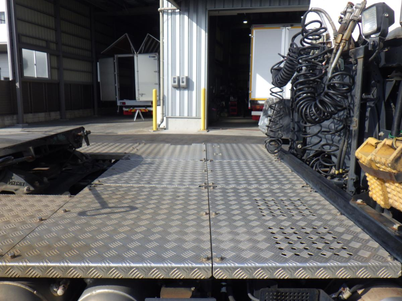 トラクタ 第5輪11.5t ハイルーフ 車検R8.8月迄|中古トラックの販売・買取・査定のアイナビ