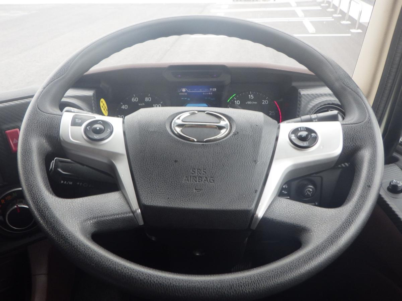 トラクタ 第5輪11.5t ハイルーフ 後輪エアサス AT|中古トラックの販売・買取・査定のアイナビ