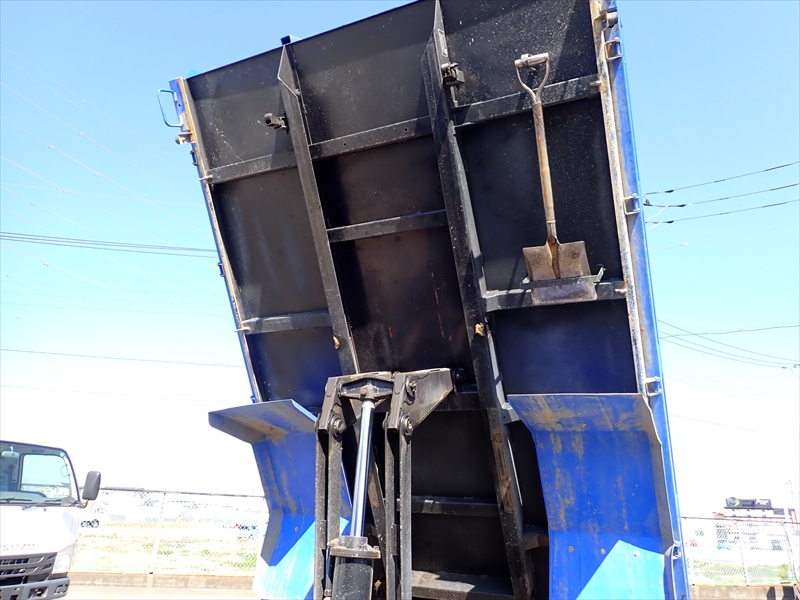 【352583】小型土砂ダンプ　強化三方開|中古トラックの販売・買取・査定のアイナビ