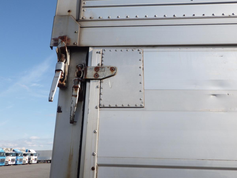 トレーラーウイング 2軸 シングル引き L12.6m 積載20.1t|中古トラックの販売・買取・査定のアイナビ