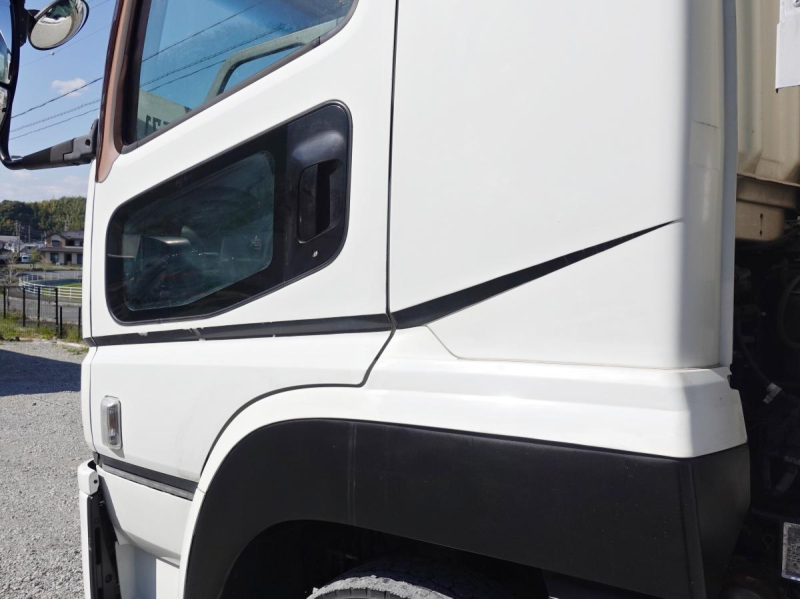 大型アルミウイングアルミウィング低温冷蔵冷凍パワーゲート|中古トラックの販売・買取・査定のアイナビ