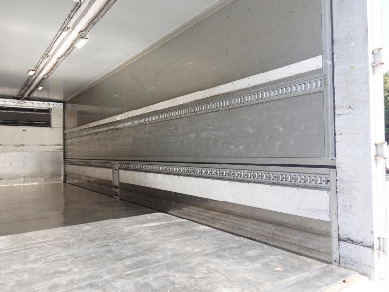 大型アルミウイングアルミウィング低温冷蔵冷凍パワーゲート|中古トラックの販売・買取・査定のアイナビ