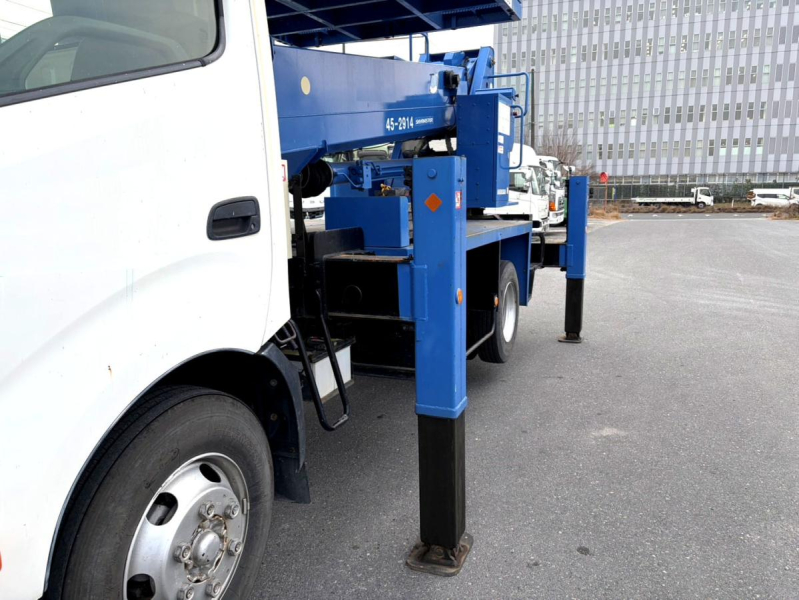 平成23年 日野デュトロ 高所作業車 自動格納付 SKG-XZU710M|中古トラックの販売・買取・査定のアイナビ