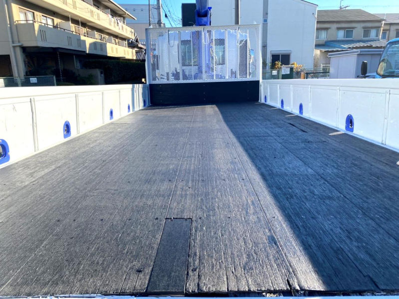 平成19年いすゞフォワードタダノクレーンラジコン付PKG-FRR90S1|中古トラックの販売・買取・査定のアイナビ