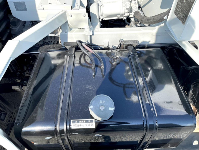 平成26年日野プロフィアミキサーカヤバ製8.7㎥QKG-FS1AKAA|中古トラックの販売・買取・査定のアイナビ