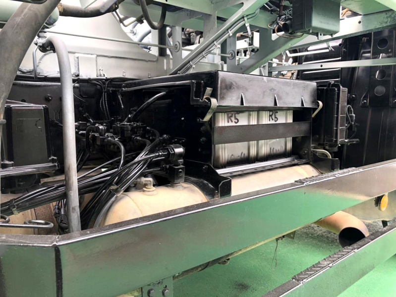 平成18年UDクオンミキサー全塗装ドラム貼替済ADG-CW2XL|中古トラックの販売・買取・査定のアイナビ