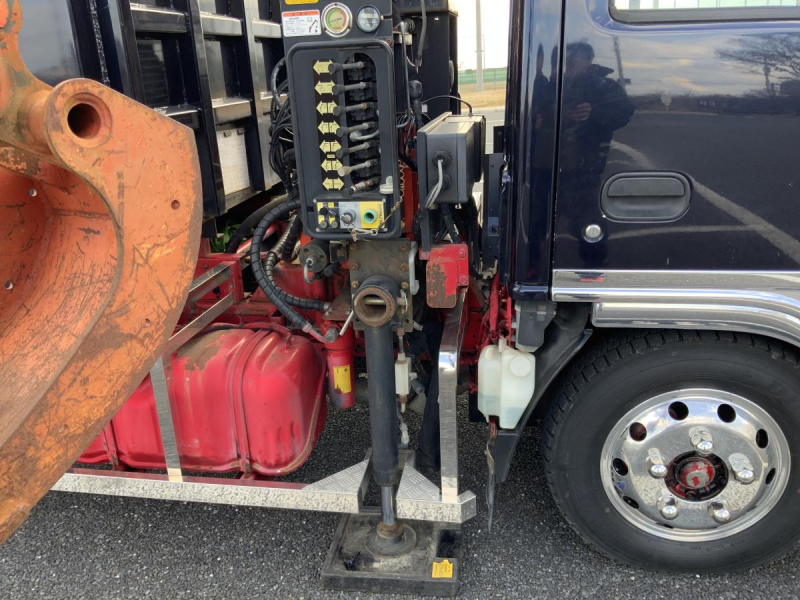 超希少車⭐️H27深ダンプ パルフィンガーグラップルラジコン付|中古トラックの販売・買取・査定のアイナビ