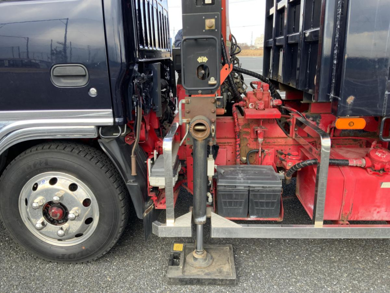 超希少車⭐️H27深ダンプ パルフィンガーグラップルラジコン付|中古トラックの販売・買取・査定のアイナビ