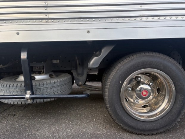 令和1年式 いすゞ アルミバン|中古トラックの販売・買取・査定のアイナビ