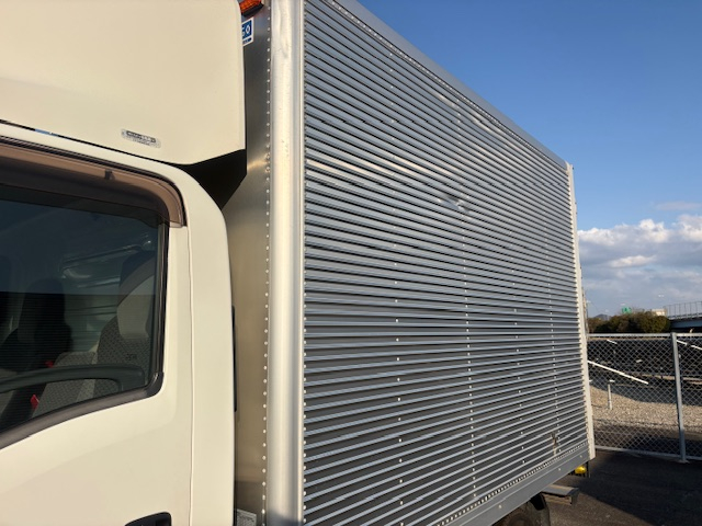 令和1年式 いすゞ アルミバン|中古トラックの販売・買取・査定のアイナビ