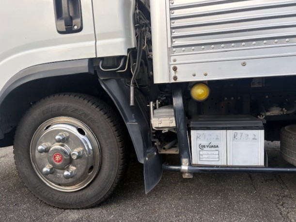 令和1年式 いすゞ アルミバン|中古トラックの販売・買取・査定のアイナビ