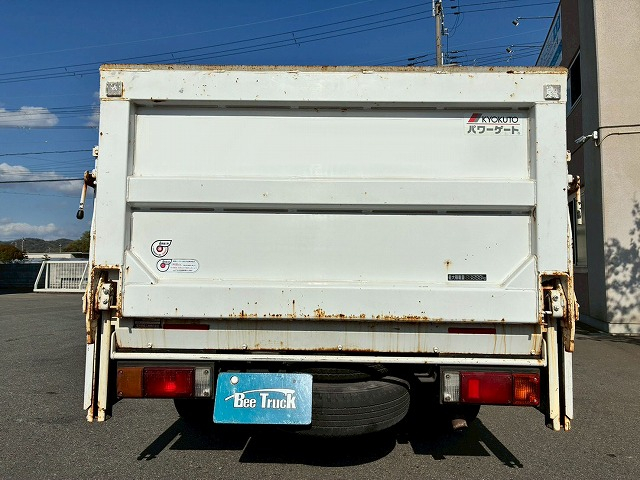 保証対象車両ダブルキャブワンオーナー4ナンバーガソリン車|中古トラックの販売・買取・査定のアイナビ