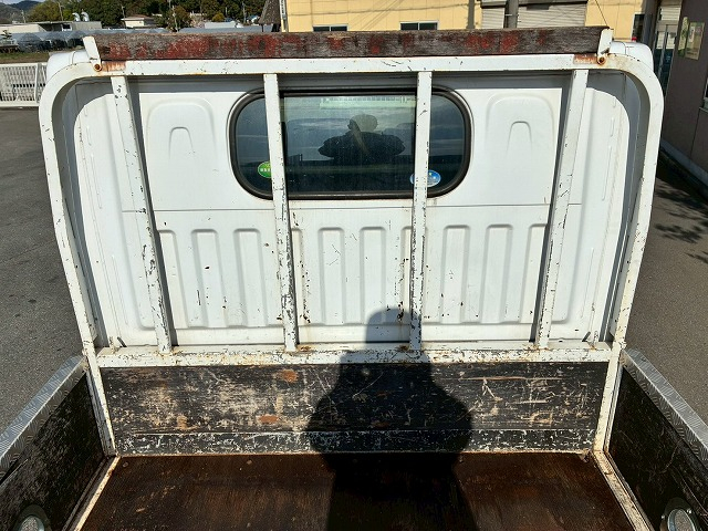 保証対象車両ダブルキャブワンオーナー4ナンバーガソリン車|中古トラックの販売・買取・査定のアイナビ