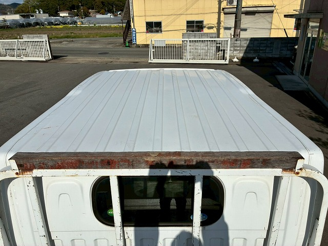 保証対象車両ダブルキャブワンオーナー4ナンバーガソリン車|中古トラックの販売・買取・査定のアイナビ