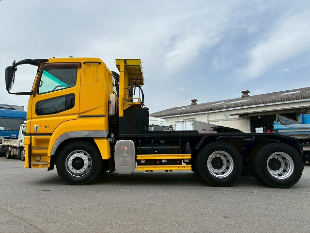 6×43軸2デフダブルヘッドピントルフック牽引|中古トラックの販売・買取・査定のアイナビ