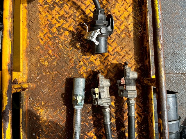 6×43軸2デフダブルヘッドピントルフック牽引|中古トラックの販売・買取・査定のアイナビ