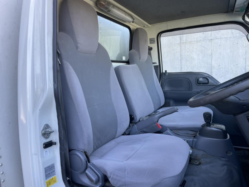 平成28年エルフパネルバンパワーゲート4WD準中型|中古トラックの販売・買取・査定のアイナビ