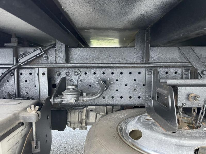 平成28年エルフパネルバンパワーゲート4WD準中型|中古トラックの販売・買取・査定のアイナビ