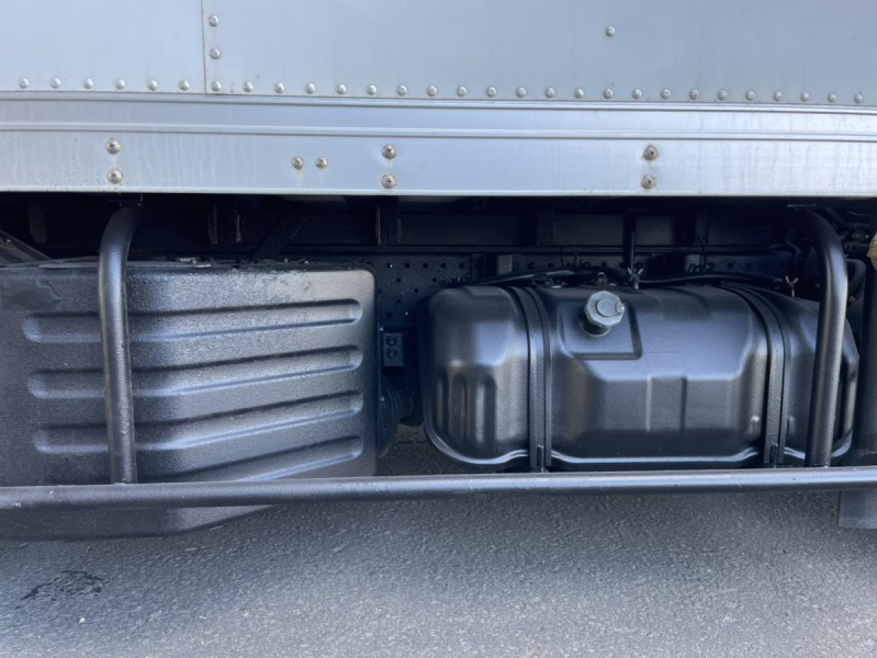 平成28年エルフパネルバンパワーゲート4WD準中型|中古トラックの販売・買取・査定のアイナビ