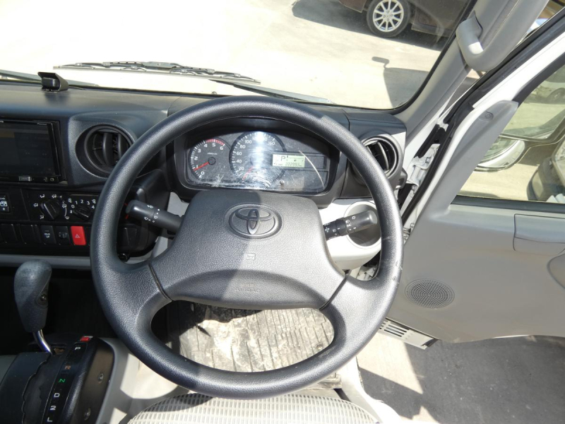 H311.15トン オ-トマ WキャブETC|中古トラックの販売・買取・査定のアイナビ