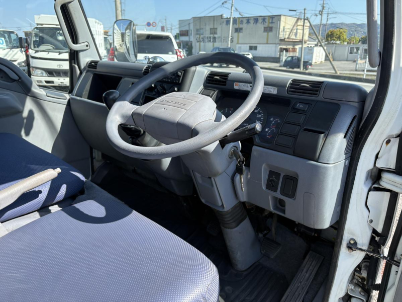 H21キャンター 2t平ボディ|中古トラックの販売・買取・査定のアイナビ